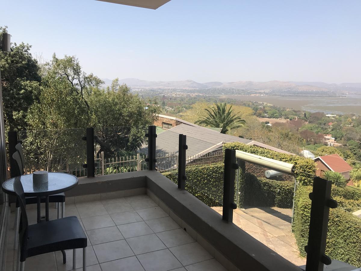 Thatch View Hartbeespoort Exterior foto