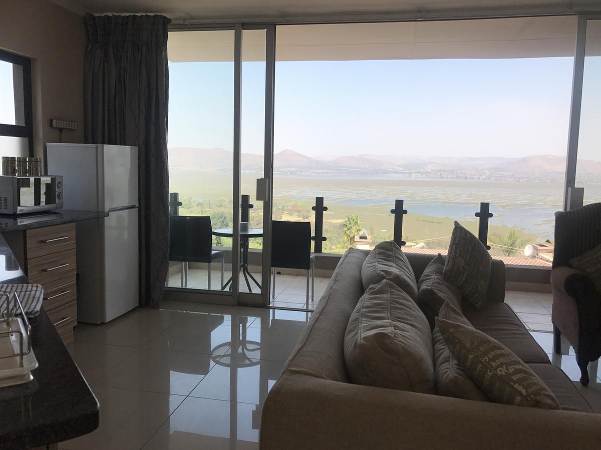 Thatch View Hartbeespoort Exterior foto